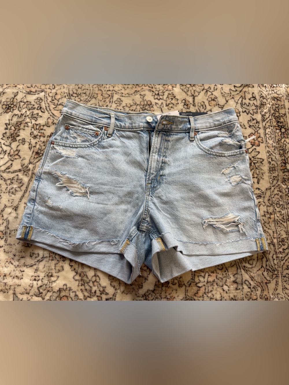 American eagle NWT super high rise Light Blue Distressed Denim Women’s Shorts